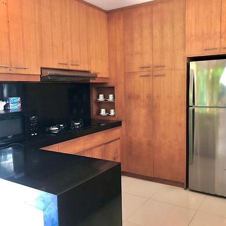 Villa Kim Seminyak Buitenkant foto
