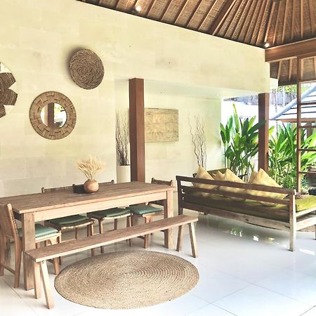 Villa Kim Seminyak Buitenkant foto