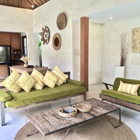 Villa Kim Seminyak Buitenkant foto