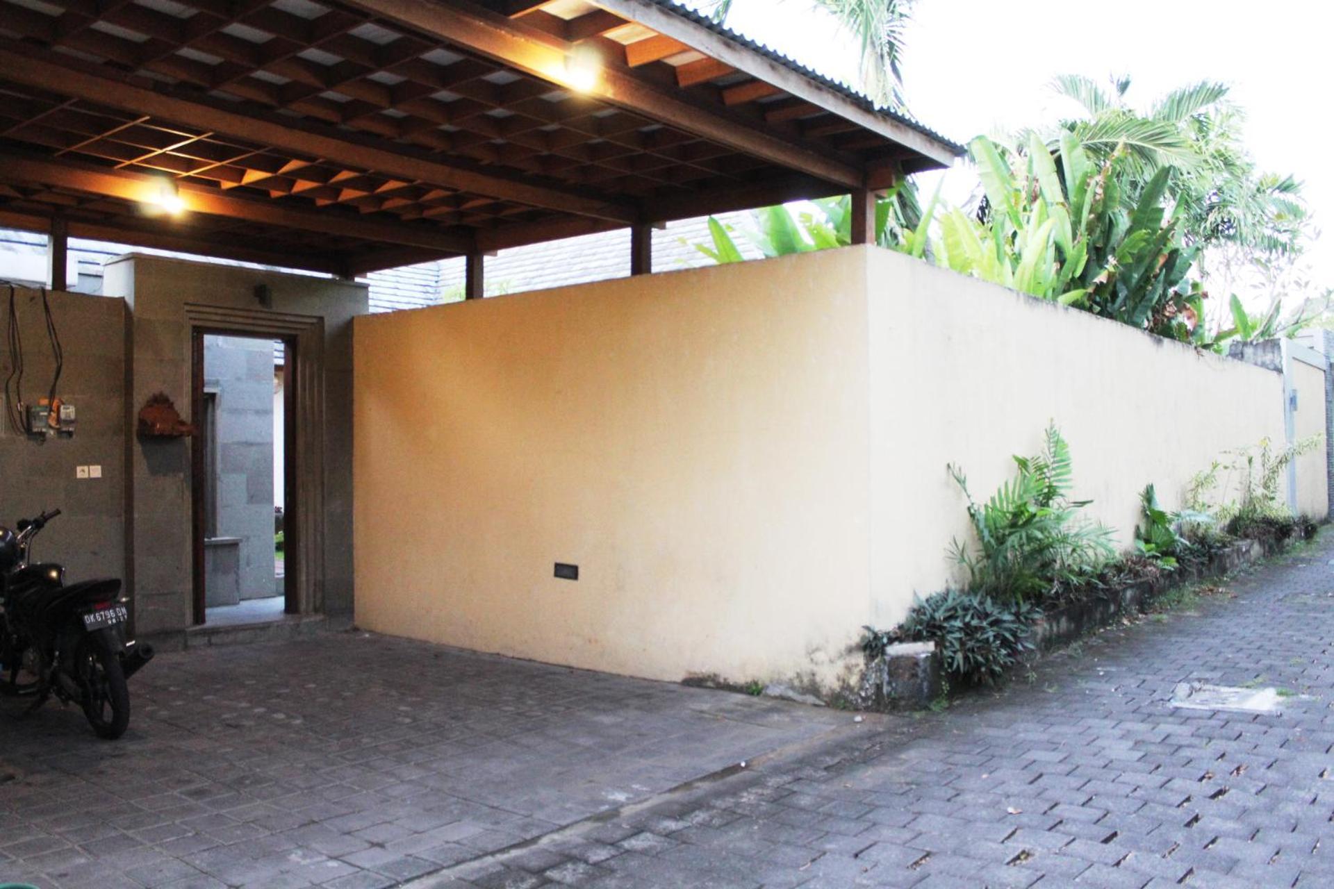 Villa Kim Seminyak Buitenkant foto