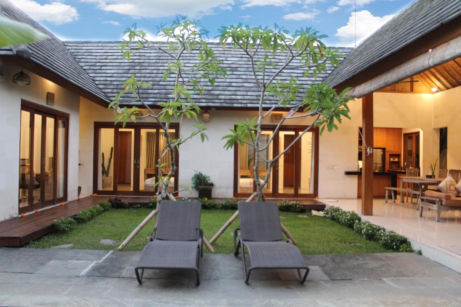 Villa Kim Seminyak Buitenkant foto