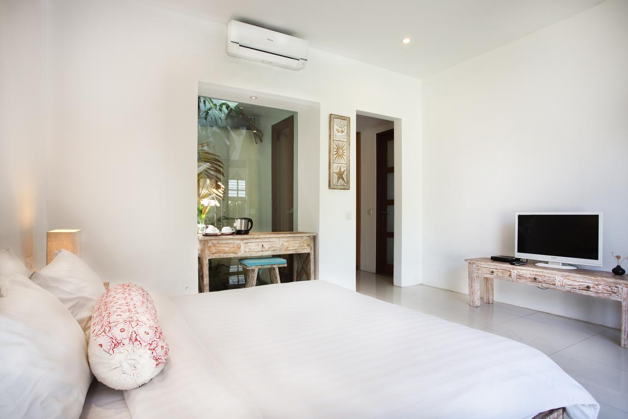 Villa Kim Seminyak Buitenkant foto